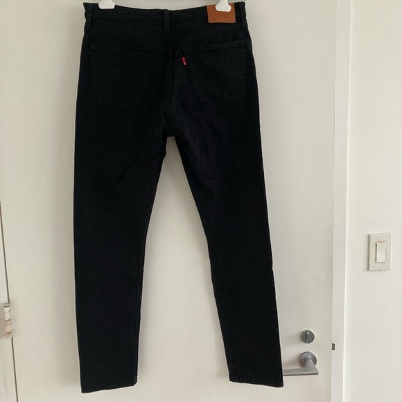 Levis black red-tab, button fly, five-pocket, 501 jeans, W28/L30 - Picture 2 of 9